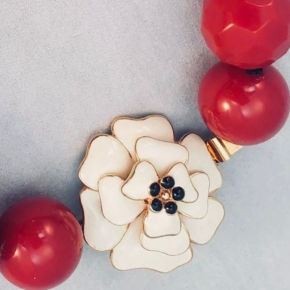 Chunky Geometric Bead 22" Necklace Enamel Gardenia Clasp All Seasons & Occasions - Picture 2 of 11